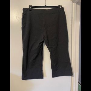 Gap Fit Capri Workout Pants